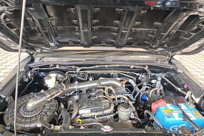 TOYOTA HILUX full