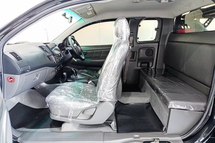 TOYOTA HILUX full