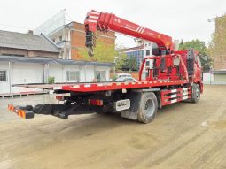 FAW TOW TRUCK WITH CRANE full