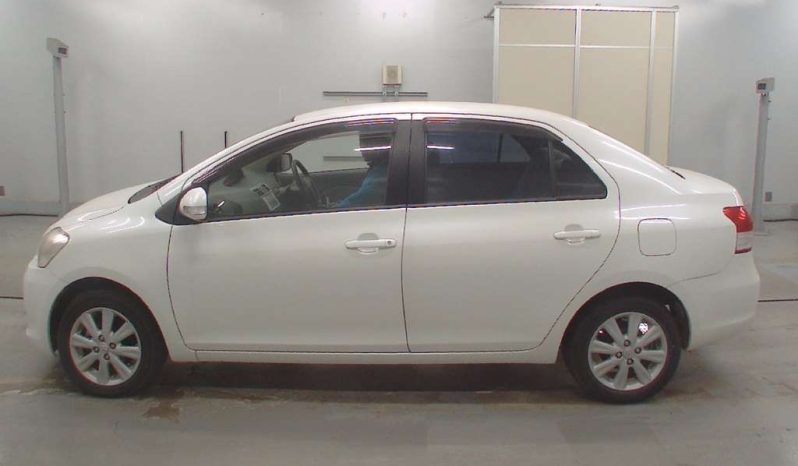 TOYOTA BELTA full