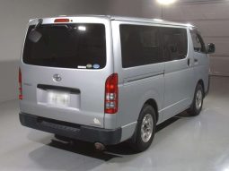 TOYOTA HIACE full