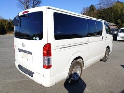 TOYOTA HIACE full