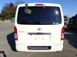 TOYOTA HIACE full