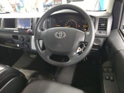 TOYOTA HIACE full