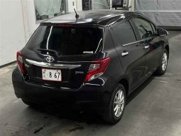 TOYOTA VITZ full