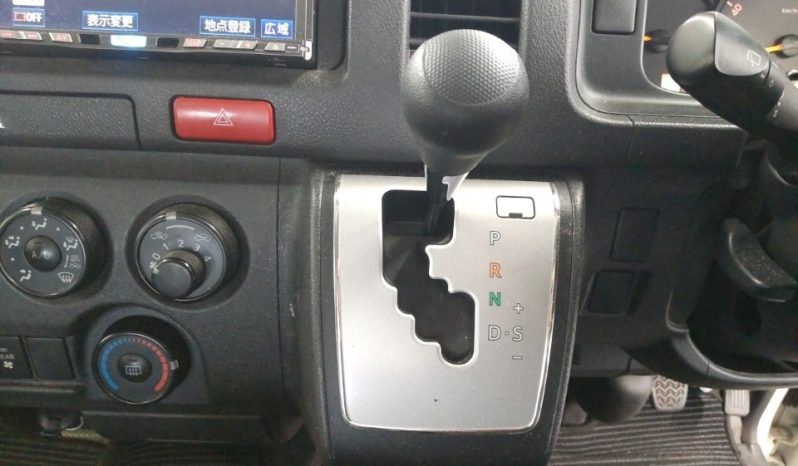 TOYOTA HIACE full
