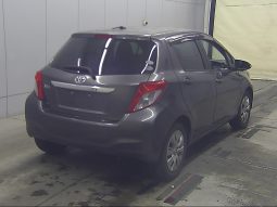 TOYOTA VITZ full