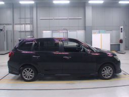 TOYOTA COROLLA FIELDER full
