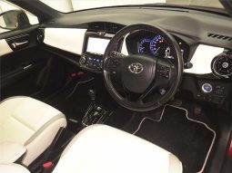 TOYOTA COROLLA FIELDER full