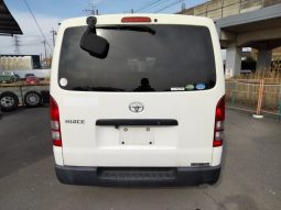 TOYOTA HIACE full
