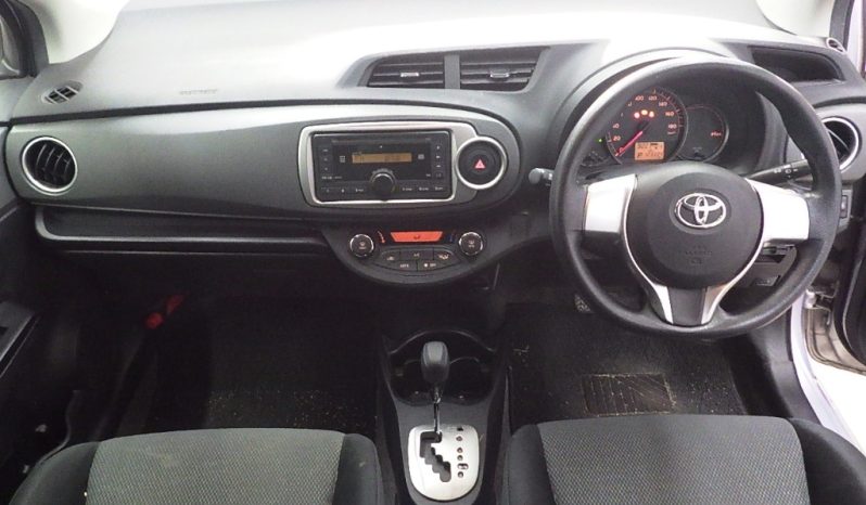 TOYOTA VITZ full