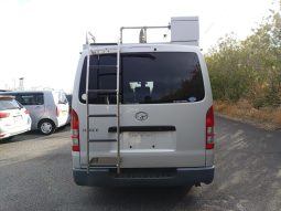 TOYOTA HIACE full