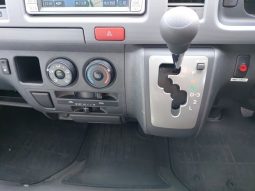 TOYOTA HIACE full