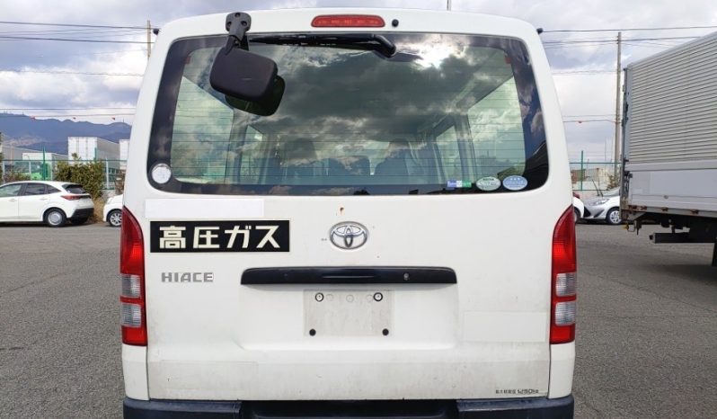 TOYOTA HIACE full