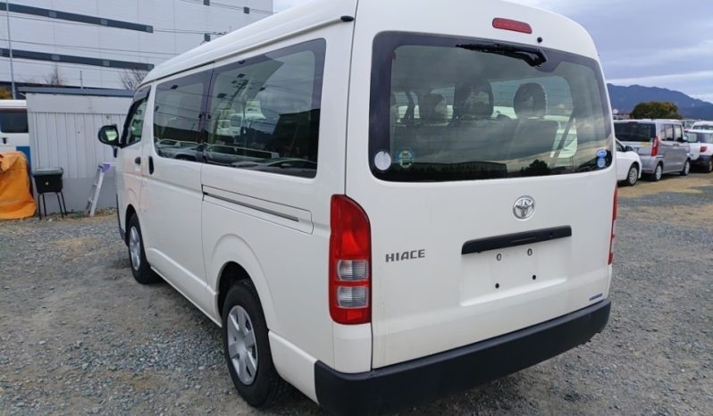TOYOTA HIACE full