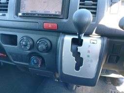 TOYOTA HIACE full