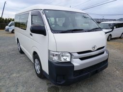 TOYOTA HIACE full