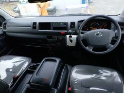 TOYOTA HIACE full