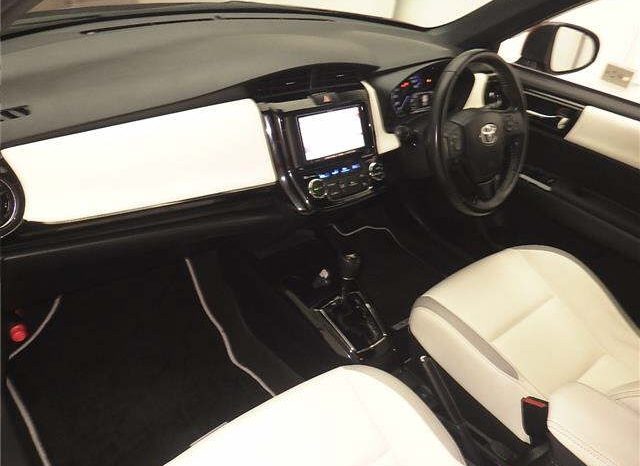 TOYOTA COROLLA FIELDER full