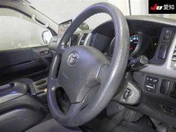 TOYOTA HIACE full