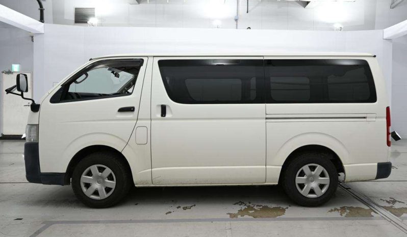 TOYOTA HIACE full