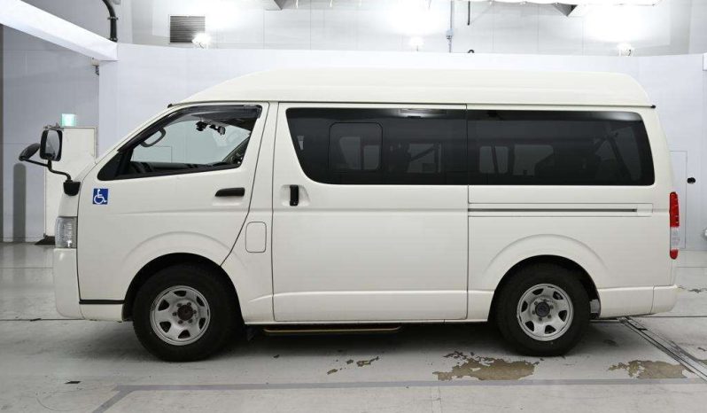 TOYOTA HIACE full