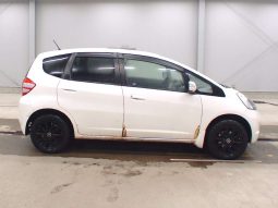 TOYOTA FIT full