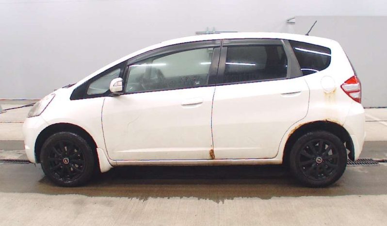 TOYOTA FIT full