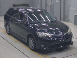 TOYOTA COROLLA FIELDER full