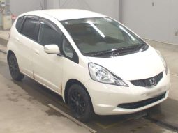 TOYOTA FIT full