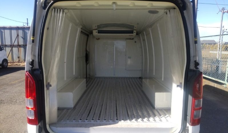 TOYOTA HIACE full