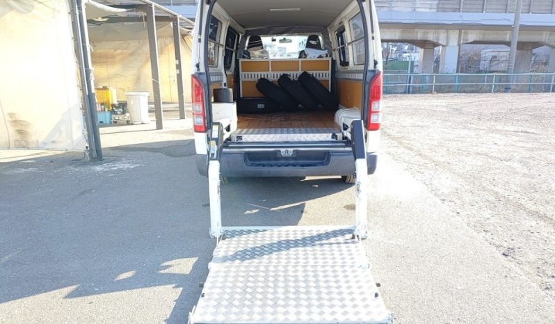 TOYOTA HIACE full