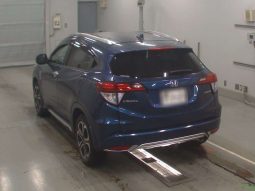 HONDA VEZEL full