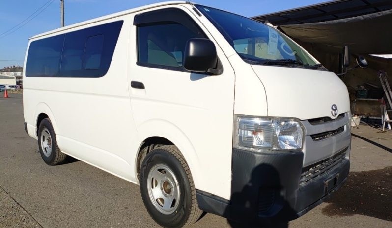 TOYOTA HIACE full
