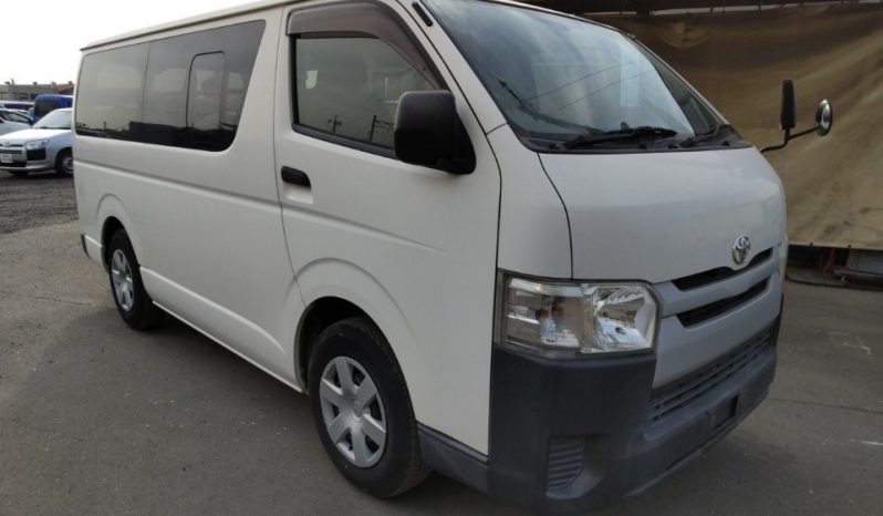 TOYOTA HIACE full