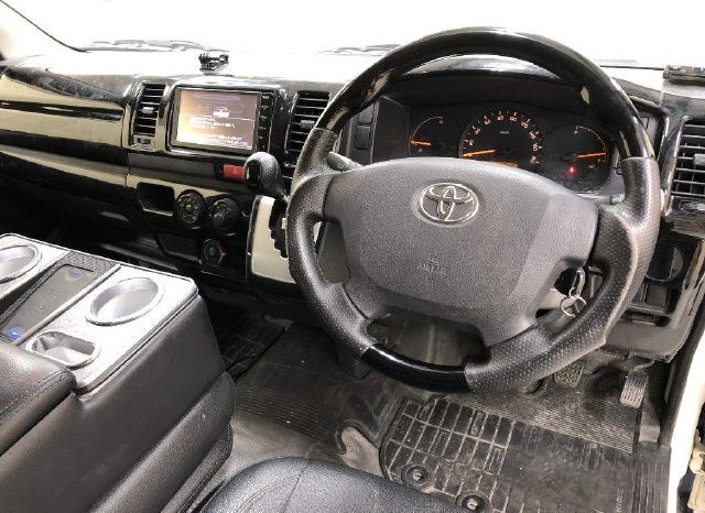 TOYOTA HIACE full