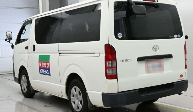 TOYOTA HIACE full