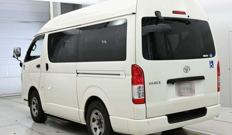 TOYOTA HIACE full
