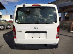 TOYOTA HIACE full