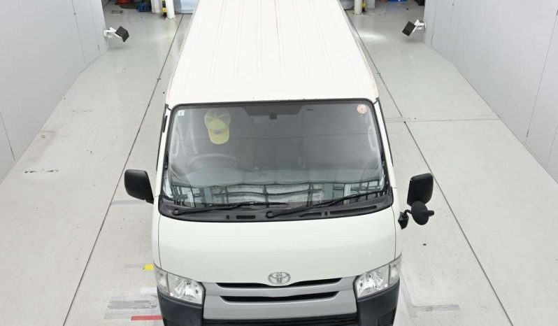 TOYOTA HIACE full