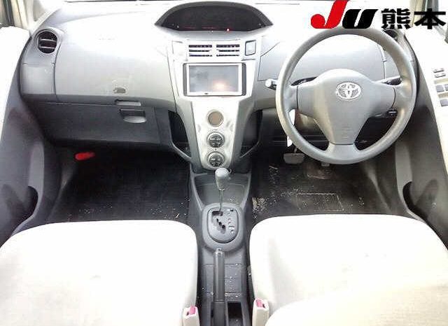 TOYOTA VITZ full