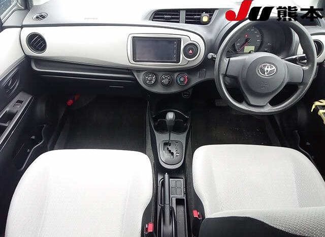 TOYOTA VITZ full