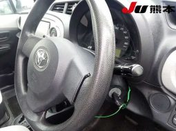 TOYOTA VITZ full