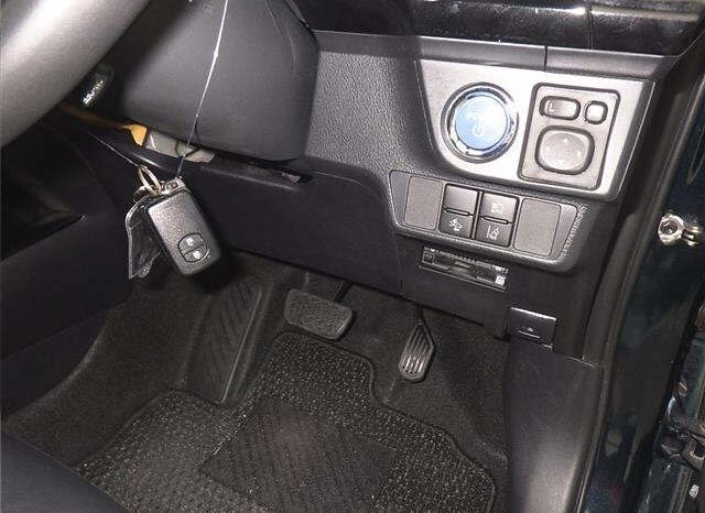 TOYOTA COROLLA FIELDER full