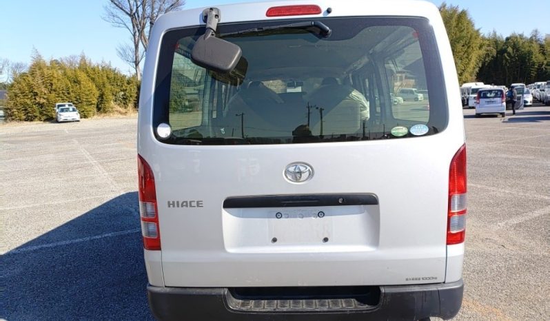 TOYOTA HIACE full