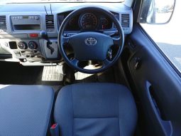 TOYOTA HIACE full