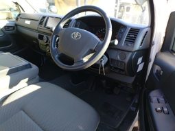 TOYOTA HIACE full