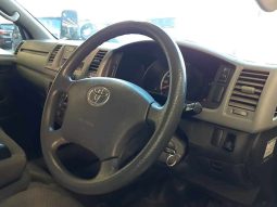 TOYOTA HIACE full