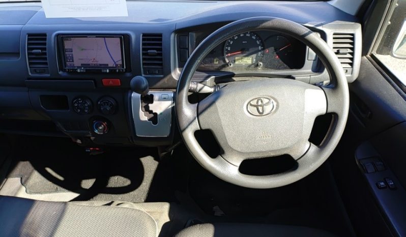 TOYOTA HIACE full