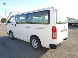 TOYOTA HIACE full